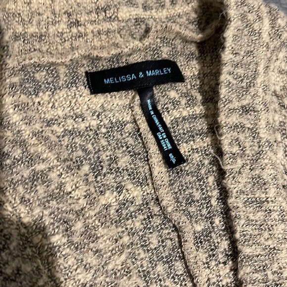 Melissa and Marley long cardigan - Picture 2 of 2